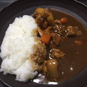 煮込んで柔らか☆牛すじカレー☆